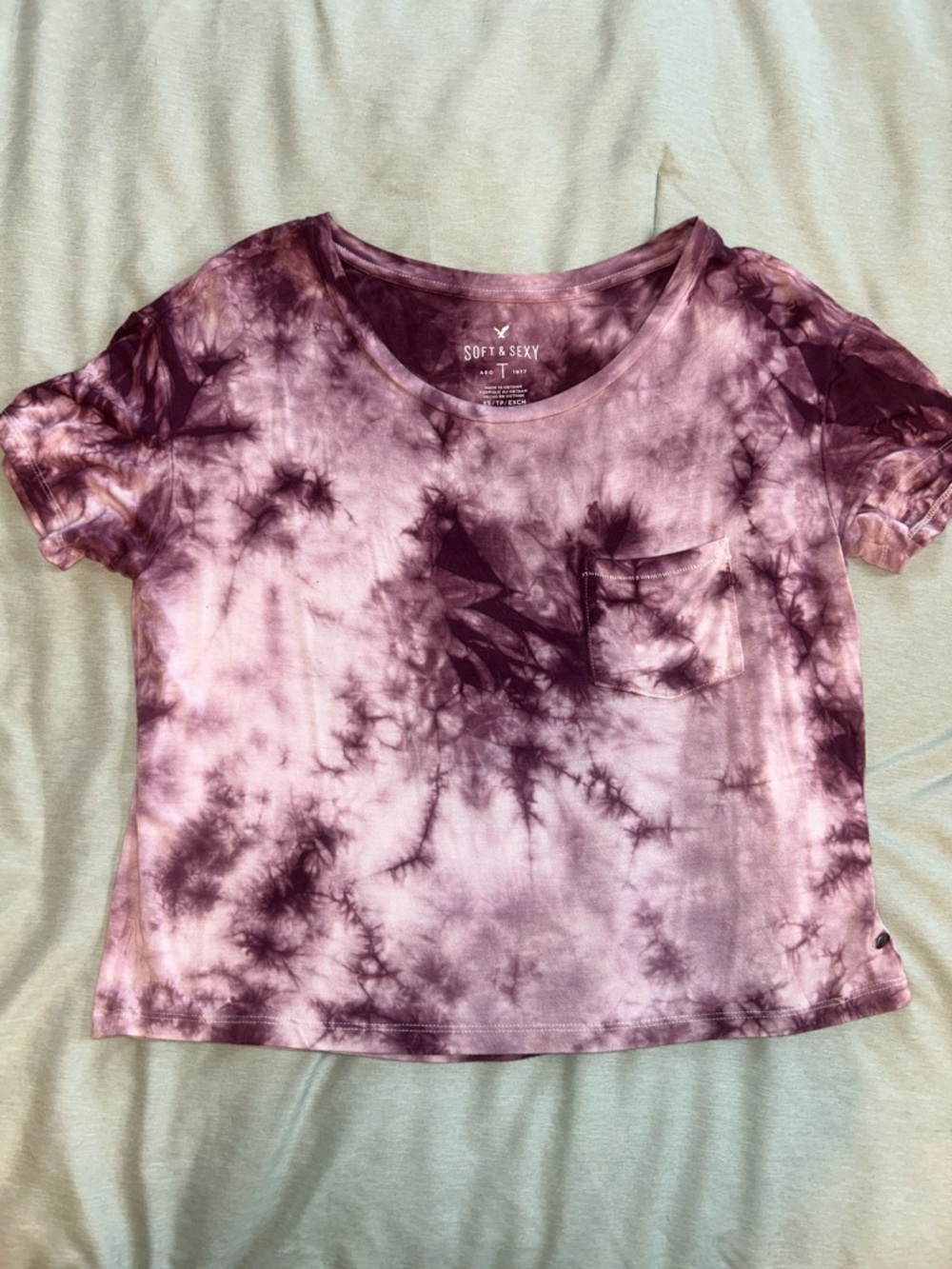 American Eagle Outfitters Mauve & Plum Tie-Dye Short Sleeve Pocket Tee